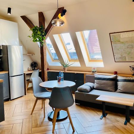 Attic Studio Jezyce Poznan Luaran gambar