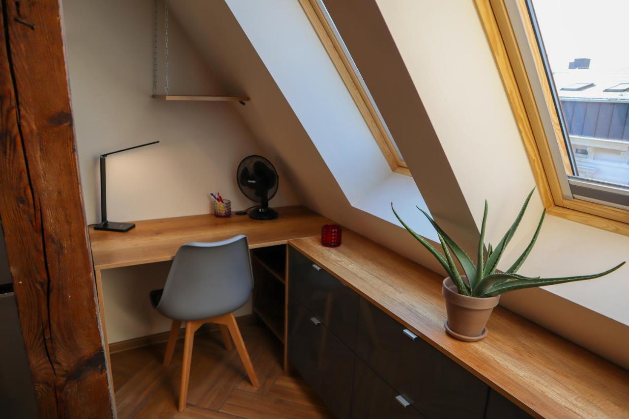 Attic Studio Jezyce Poznan Luaran gambar